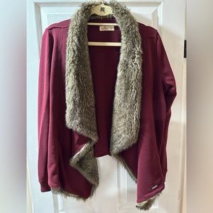 Hollister fur collar sweater